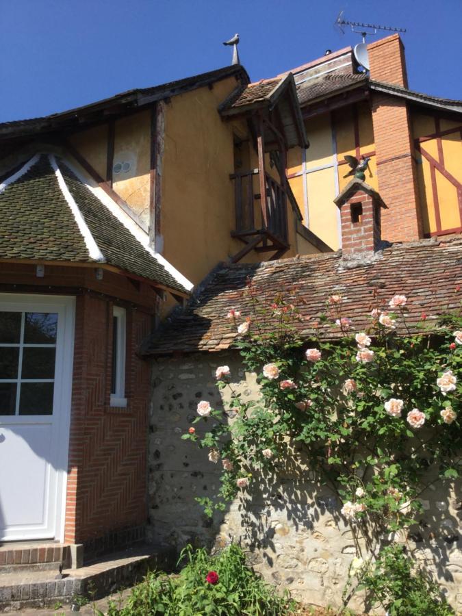 Les Papouz Bed & Breakfast Gommecourt Exterior photo